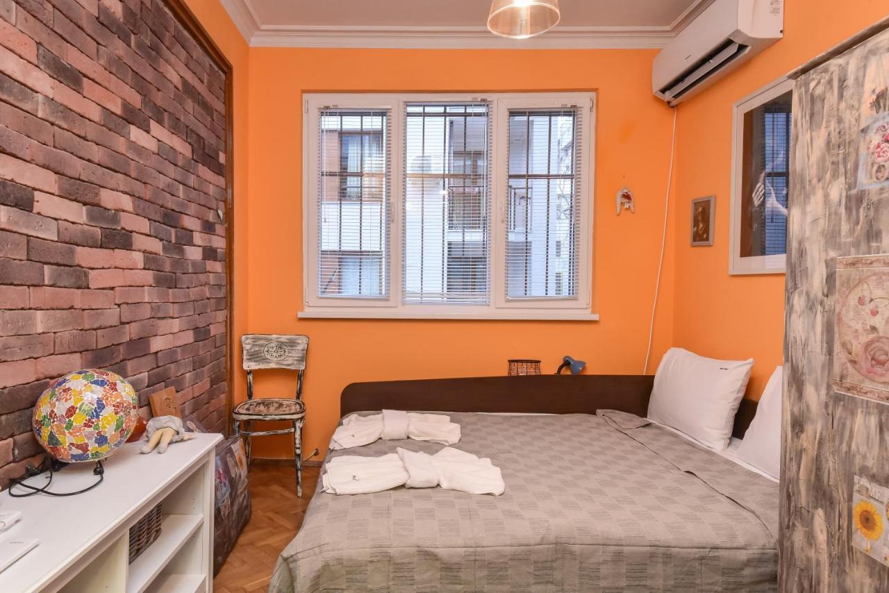 Vintage Spot - Colorful One-Bedroom Apartment By Flat Mаnager Софія Екстер'єр фото
